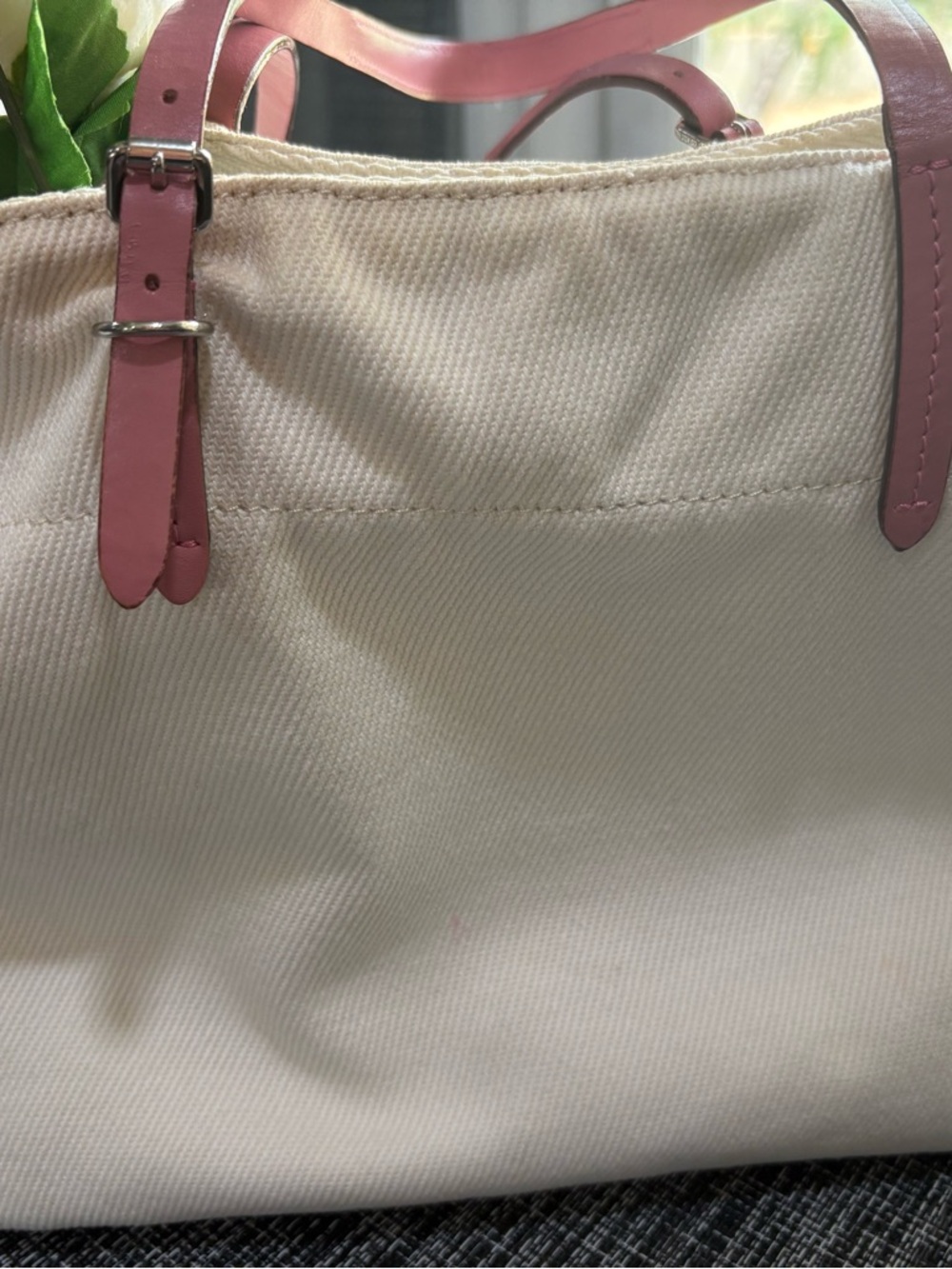 Louis Vuitton Cream Canvas Tote with Pink Handles and Logo - Picture 7 of 16